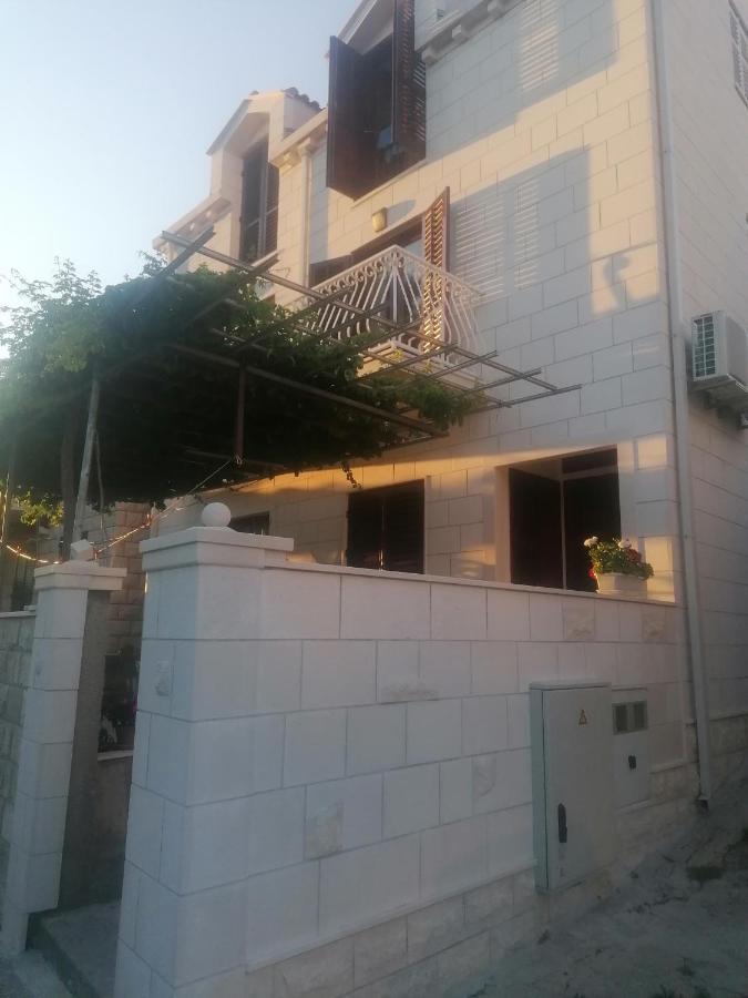 Ramy Dubrovnik Luaran gambar